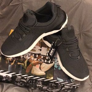 British Knight Fraction sneakers/athletic shoes